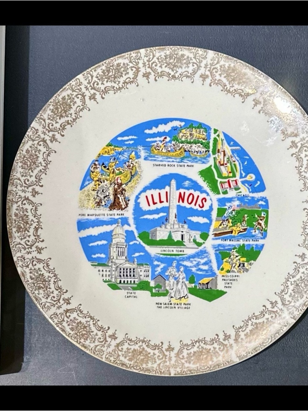 Illinois Themed Decorative Plate - Blue & Cream